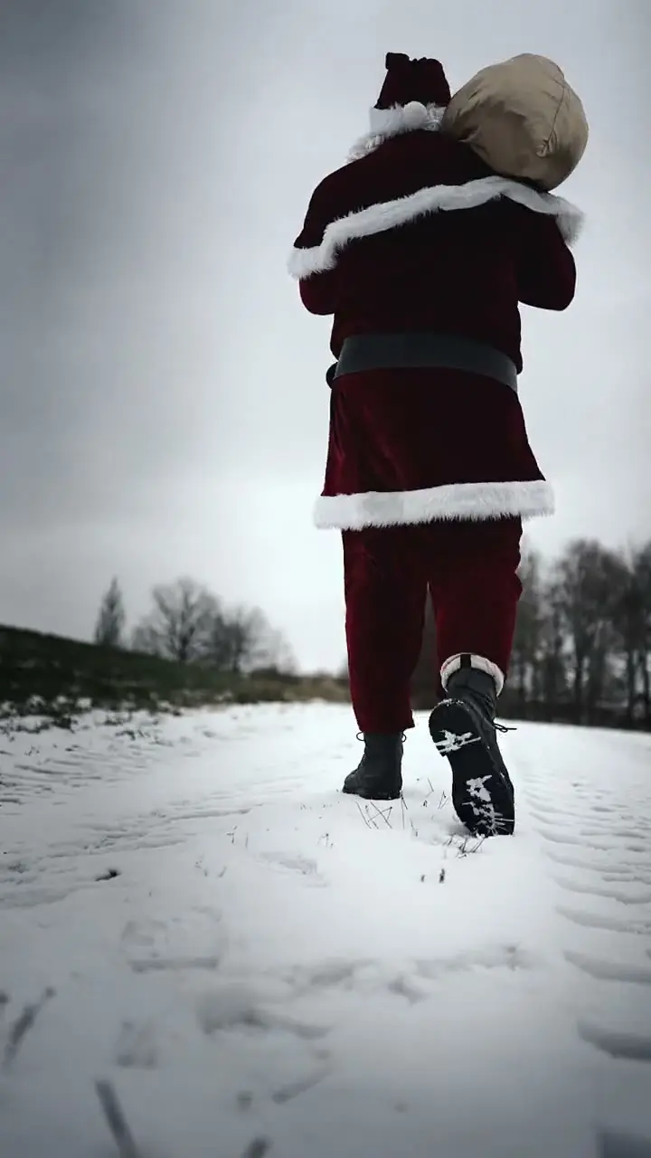 Weihnachtsvideo „Santa bringt die neue Website“, Vorschaubild
