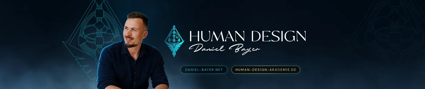 YouTube-Banner von Daniel Bayer mit Porträt, Human-Design-Logo und Hinweis auf die Akademie